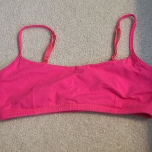 Pink lululemon sports bra